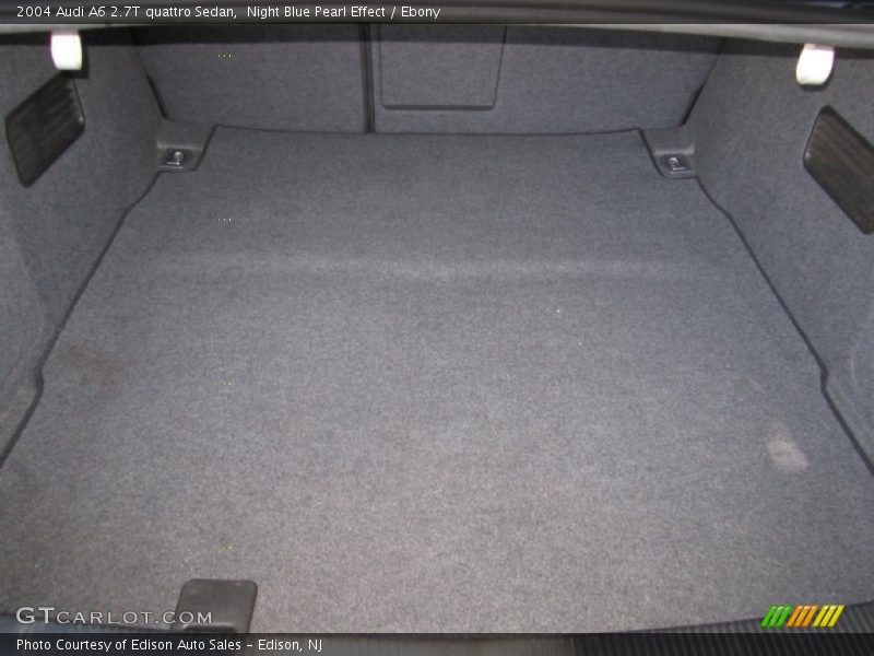  2004 A6 2.7T quattro Sedan Trunk