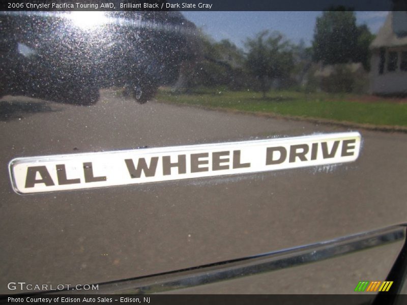 Brilliant Black / Dark Slate Gray 2006 Chrysler Pacifica Touring AWD