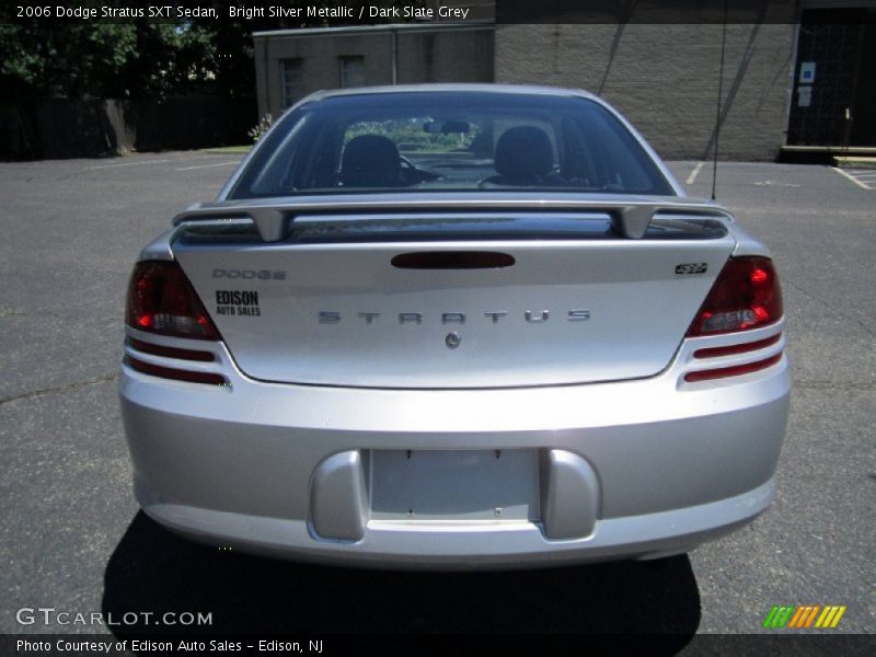 Bright Silver Metallic / Dark Slate Grey 2006 Dodge Stratus SXT Sedan
