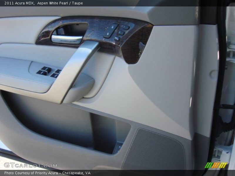 Aspen White Pearl / Taupe 2011 Acura MDX
