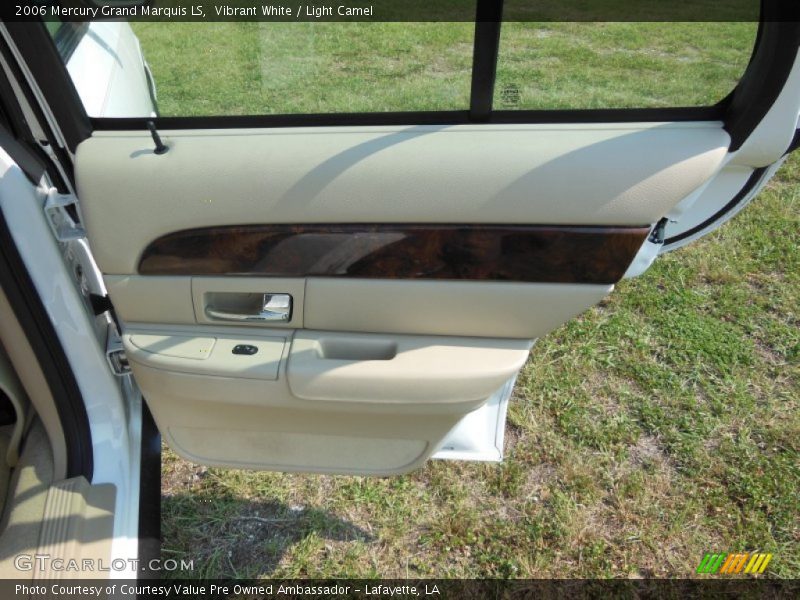 Vibrant White / Light Camel 2006 Mercury Grand Marquis LS