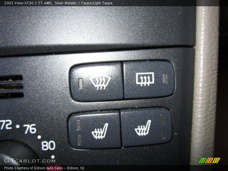 Silver Metallic / Taupe/Light Taupe 2003 Volvo XC90 2.5T AWD