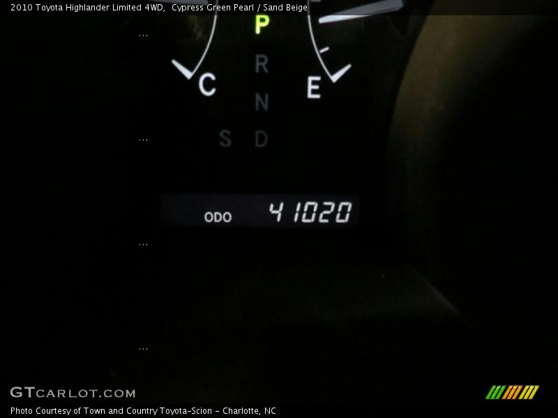 Cypress Green Pearl / Sand Beige 2010 Toyota Highlander Limited 4WD