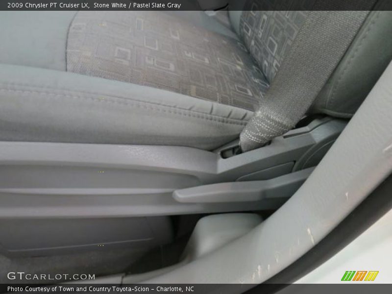 Stone White / Pastel Slate Gray 2009 Chrysler PT Cruiser LX