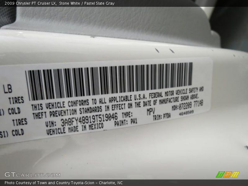 Stone White / Pastel Slate Gray 2009 Chrysler PT Cruiser LX