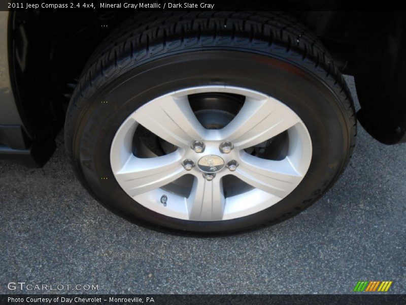 Mineral Gray Metallic / Dark Slate Gray 2011 Jeep Compass 2.4 4x4