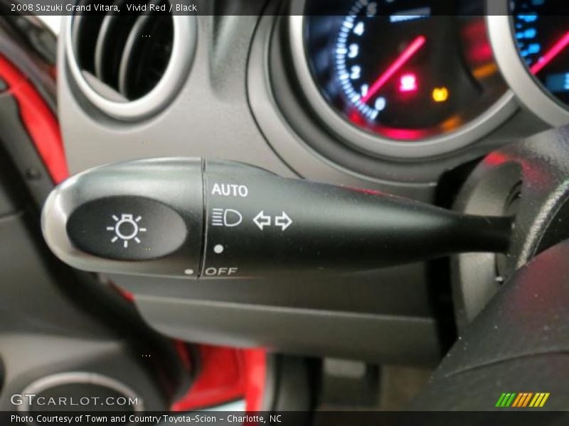 Vivid Red / Black 2008 Suzuki Grand Vitara