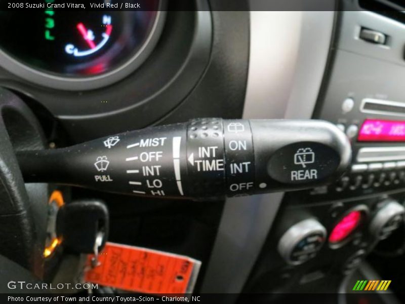 Vivid Red / Black 2008 Suzuki Grand Vitara
