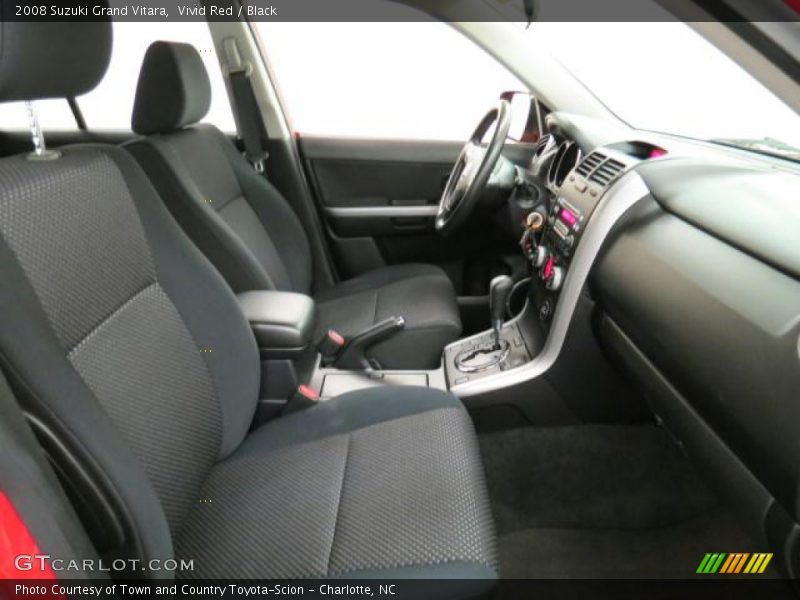 Vivid Red / Black 2008 Suzuki Grand Vitara