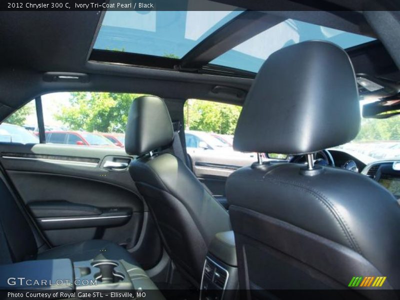 Ivory Tri-Coat Pearl / Black 2012 Chrysler 300 C