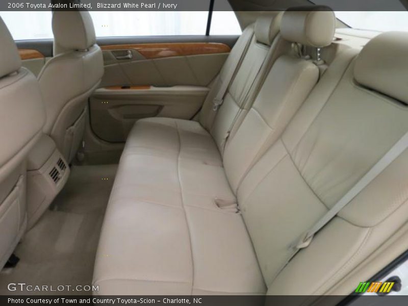 Blizzard White Pearl / Ivory 2006 Toyota Avalon Limited