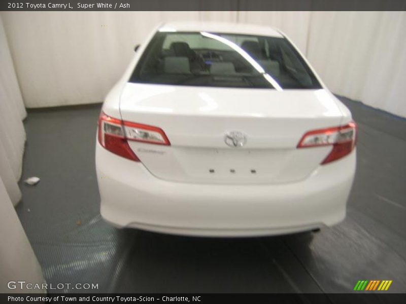 Super White / Ash 2012 Toyota Camry L