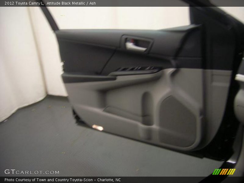 Attitude Black Metallic / Ash 2012 Toyota Camry L