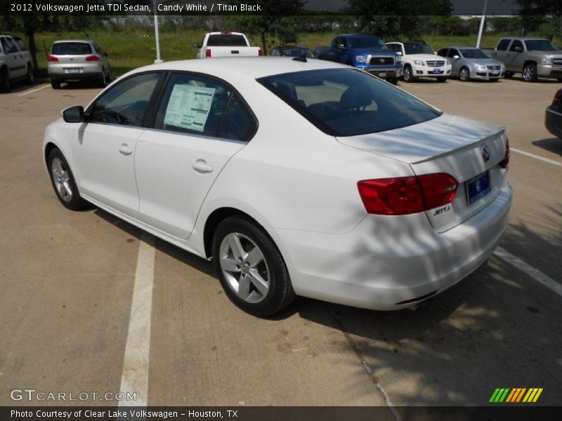 Candy White / Titan Black 2012 Volkswagen Jetta TDI Sedan