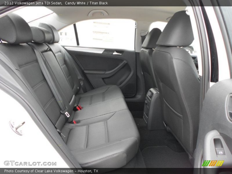 Candy White / Titan Black 2012 Volkswagen Jetta TDI Sedan