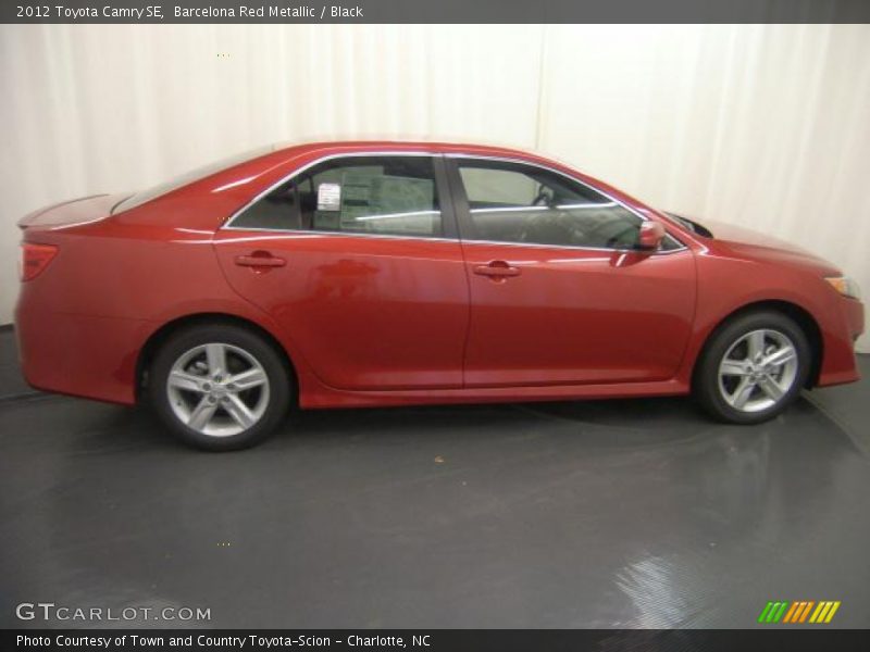 Barcelona Red Metallic / Black 2012 Toyota Camry SE