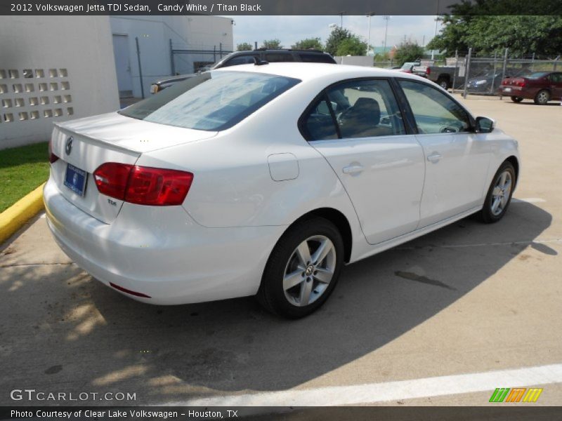 Candy White / Titan Black 2012 Volkswagen Jetta TDI Sedan