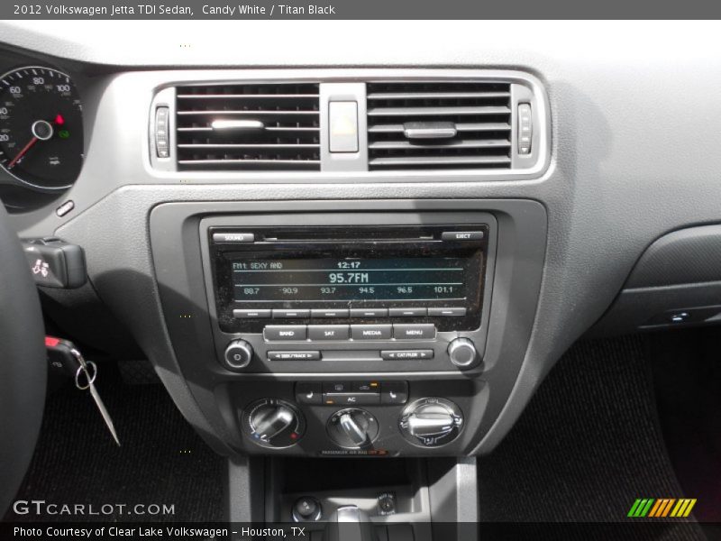 Candy White / Titan Black 2012 Volkswagen Jetta TDI Sedan