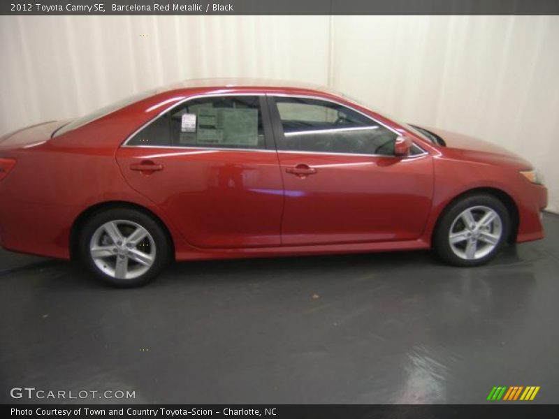 Barcelona Red Metallic / Black 2012 Toyota Camry SE