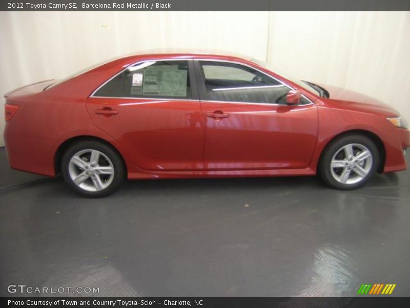 Barcelona Red Metallic / Black 2012 Toyota Camry SE