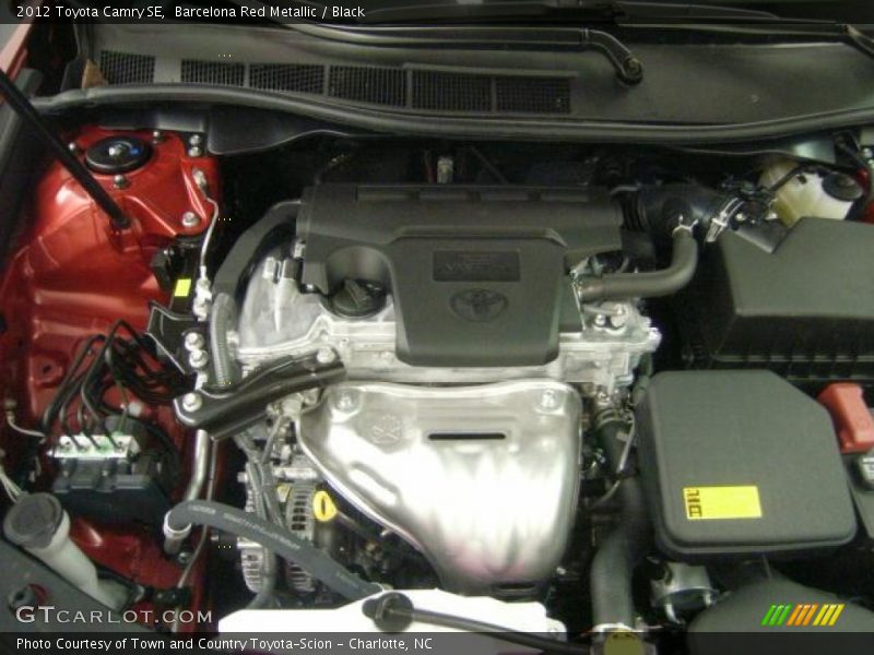 Barcelona Red Metallic / Black 2012 Toyota Camry SE