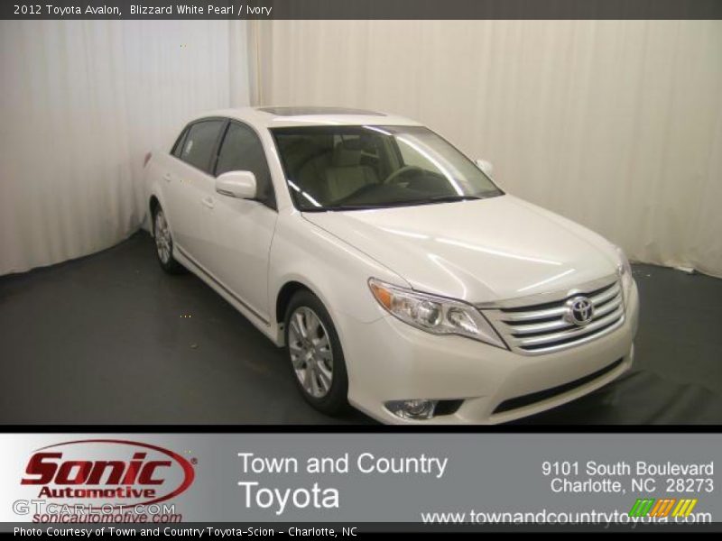 Blizzard White Pearl / Ivory 2012 Toyota Avalon