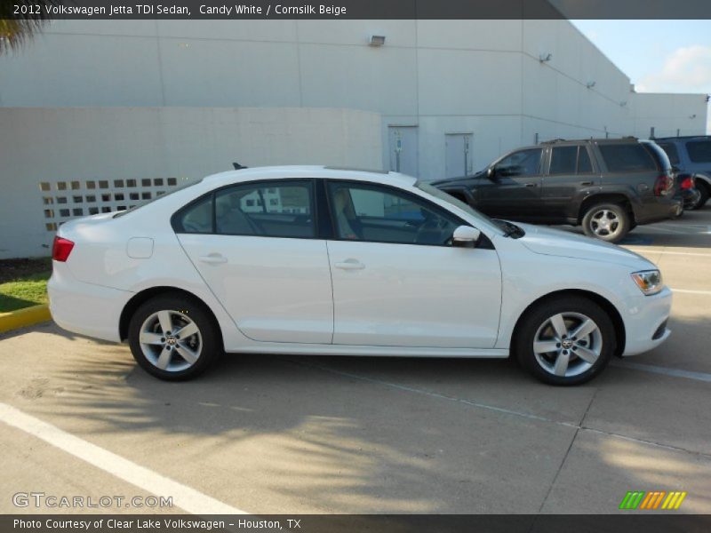Candy White / Cornsilk Beige 2012 Volkswagen Jetta TDI Sedan