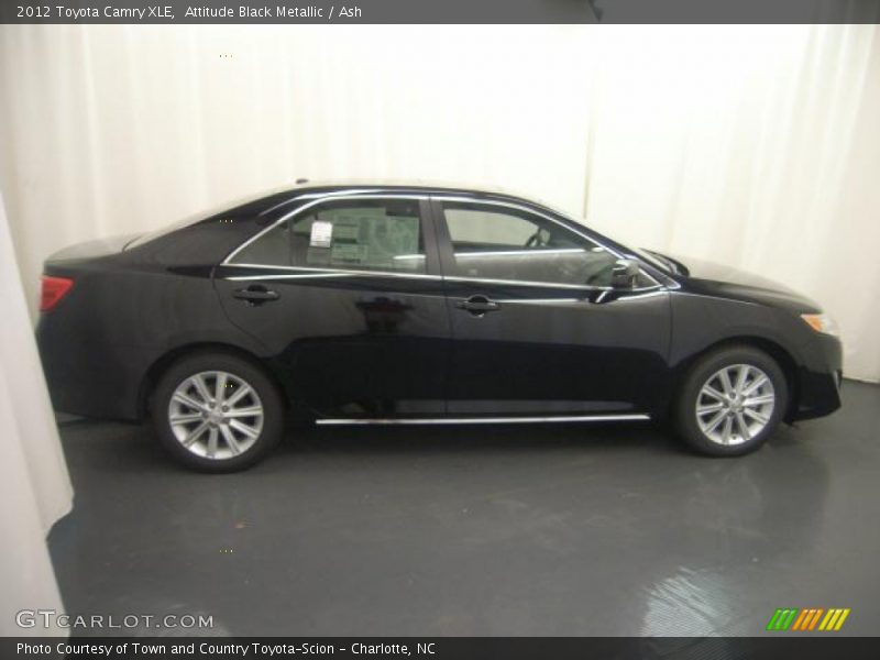 Attitude Black Metallic / Ash 2012 Toyota Camry XLE