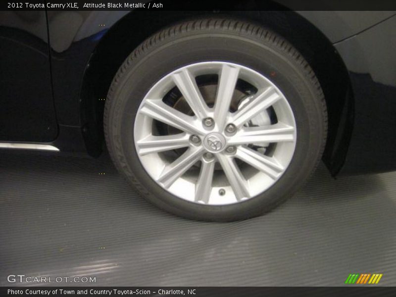 Attitude Black Metallic / Ash 2012 Toyota Camry XLE