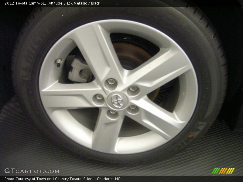 Attitude Black Metallic / Black 2012 Toyota Camry SE
