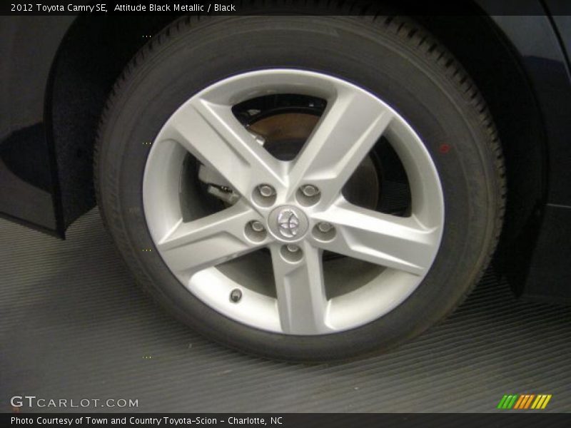 Attitude Black Metallic / Black 2012 Toyota Camry SE