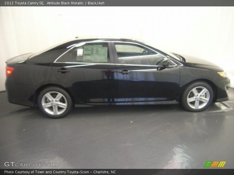 Attitude Black Metallic / Black/Ash 2012 Toyota Camry SE