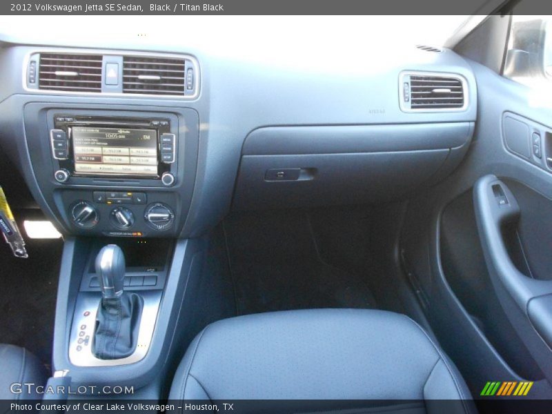 Black / Titan Black 2012 Volkswagen Jetta SE Sedan