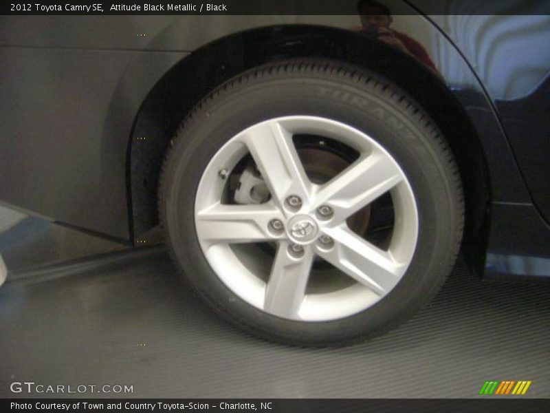 Attitude Black Metallic / Black 2012 Toyota Camry SE