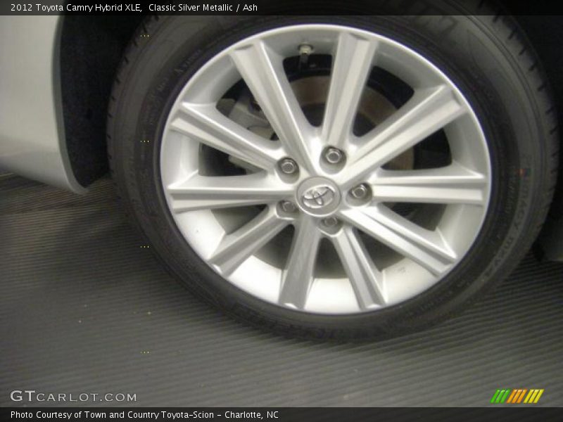 Classic Silver Metallic / Ash 2012 Toyota Camry Hybrid XLE