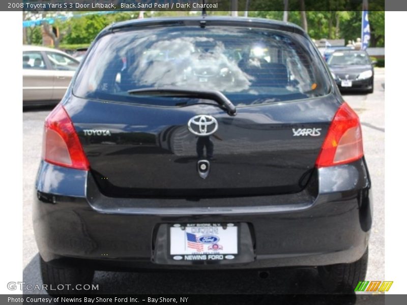 Black Sand Pearl / Dark Charcoal 2008 Toyota Yaris S 3 Door Liftback