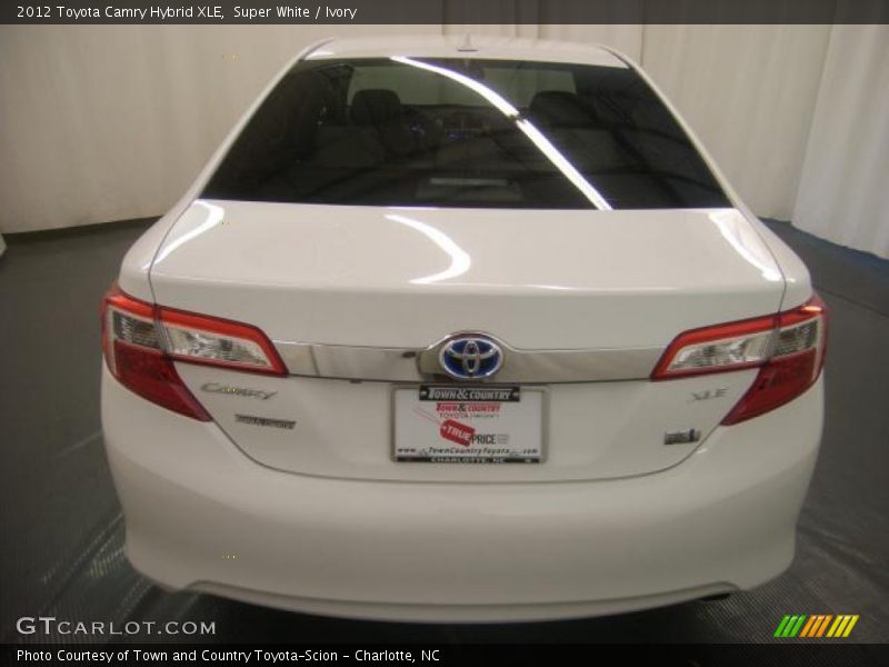 Super White / Ivory 2012 Toyota Camry Hybrid XLE