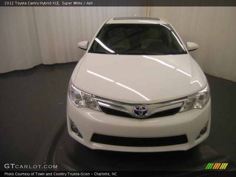 Super White / Ash 2012 Toyota Camry Hybrid XLE