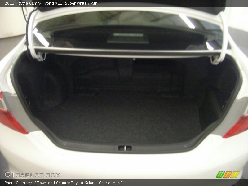Super White / Ash 2012 Toyota Camry Hybrid XLE