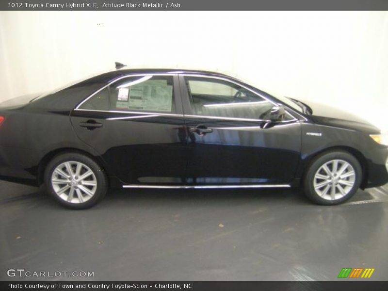 Attitude Black Metallic / Ash 2012 Toyota Camry Hybrid XLE