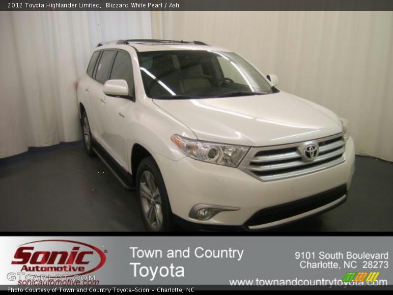 Blizzard White Pearl / Ash 2012 Toyota Highlander Limited