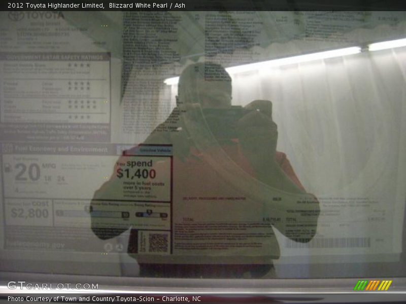 Blizzard White Pearl / Ash 2012 Toyota Highlander Limited