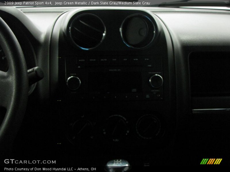 Jeep Green Metallic / Dark Slate Gray/Medium Slate Gray 2009 Jeep Patriot Sport 4x4