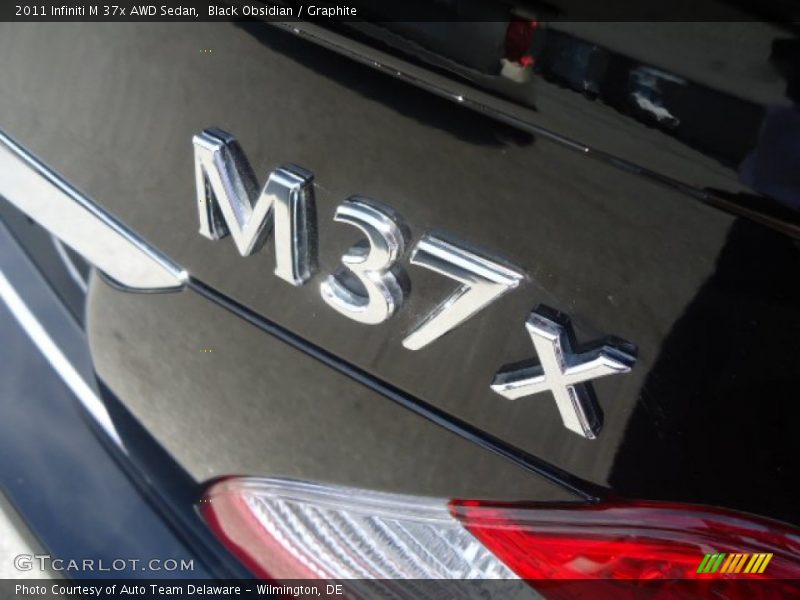 Black Obsidian / Graphite 2011 Infiniti M 37x AWD Sedan