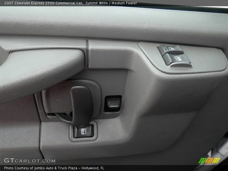 Summit White / Medium Pewter 2007 Chevrolet Express 2500 Commercial Van