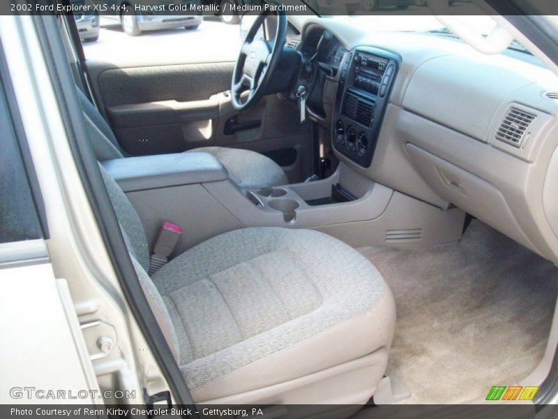 Harvest Gold Metallic / Medium Parchment 2002 Ford Explorer XLS 4x4