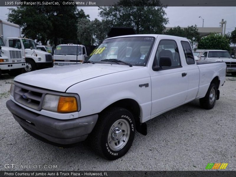 Front 3/4 View of 1995 Ranger XL SuperCab