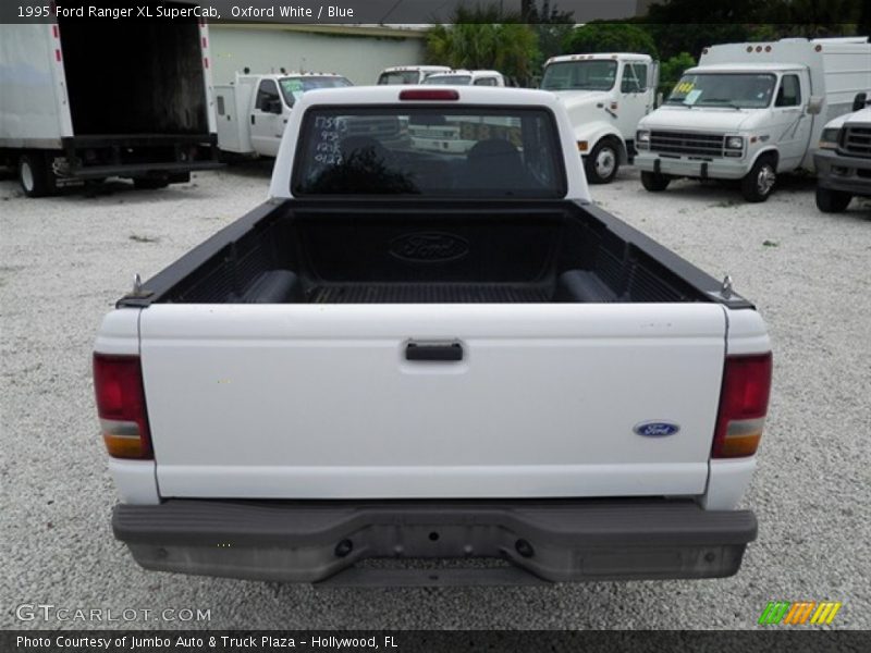 Oxford White / Blue 1995 Ford Ranger XL SuperCab