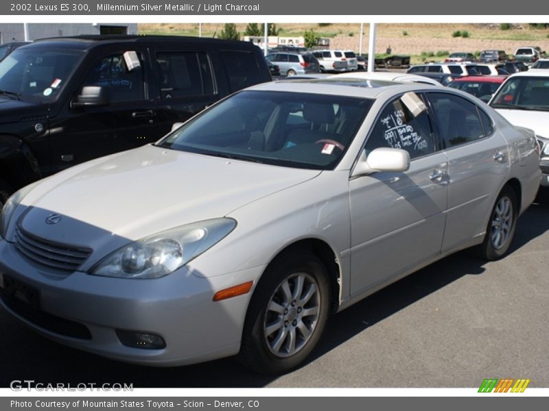 Millennium Silver Metallic / Light Charcoal 2002 Lexus ES 300