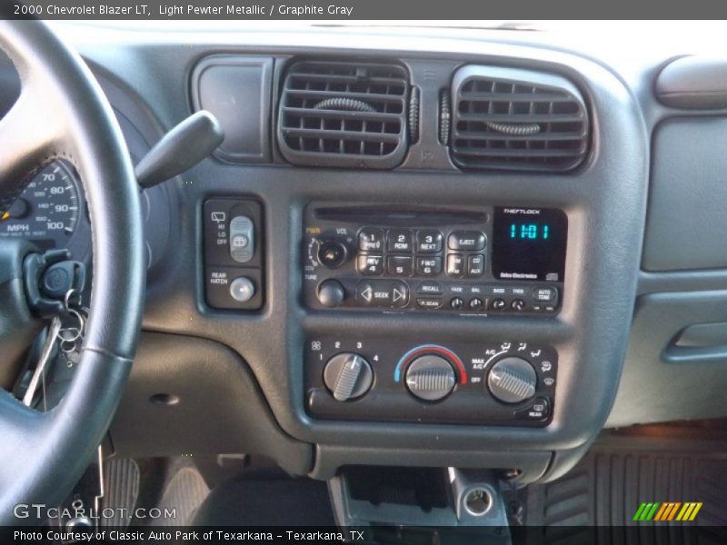 Light Pewter Metallic / Graphite Gray 2000 Chevrolet Blazer LT